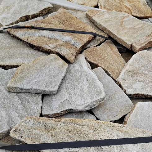 Kamenclub.ru: Песчаник пластушка галтованный желтый с рисунком (3 см)  купить в Улан-Уде плитняк - пластушка желтый песчаник 21000 руб/м3   фото КАМЕНЬ КЛУБ