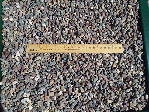 Kamenclub.ru: Галька речная окат цветная фр.5-10 мм. купить  в Улан-Уде галька речная белый, серый, красноватый, синий, темно-серый речная окатанная галька декоративная 6800 руб/т   фото КАМЕНЬ КЛУБ