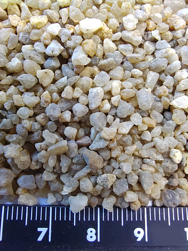 Кварцевый песок для водоподготовки фр. 1,6-3 мм.  купить в Улан-Уде фото Камень Клуб