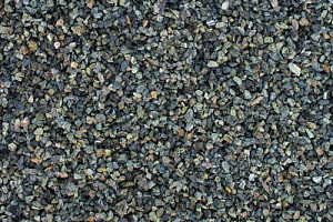 Kamenclub.ru: Щебень крошка зеленый (змеевик) фр. 3-5 мм  купить в Улан-Уде камень змеевик зеленый, салатовый светло-зеленый мраморная каменная декоративная крошка 9000 руб/т   фото КАМЕНЬ КЛУБ