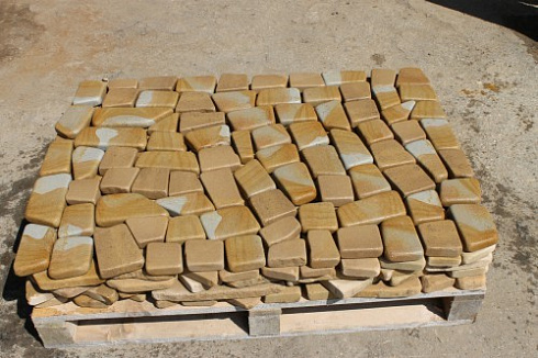 Kamenclub.ru: Песчаник брусчатка (Готика) art PSG-L-01  купить в Улан-Уде    2300 руб/кв.м   фото КАМЕНЬ КЛУБ