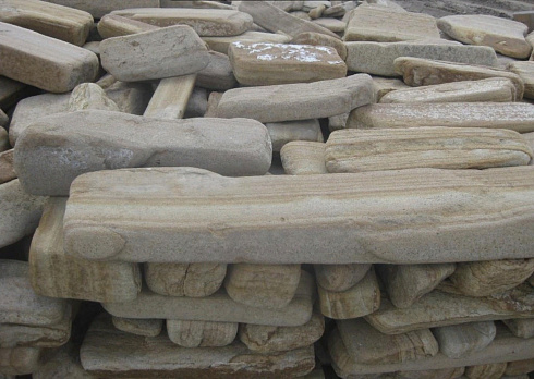 Kamenclub.ru: Песчаник пластушка галтованный желтый с рисунком (3 см)  купить в Улан-Уде плитняк - пластушка желтый песчаник 21000 руб/м3   фото КАМЕНЬ КЛУБ