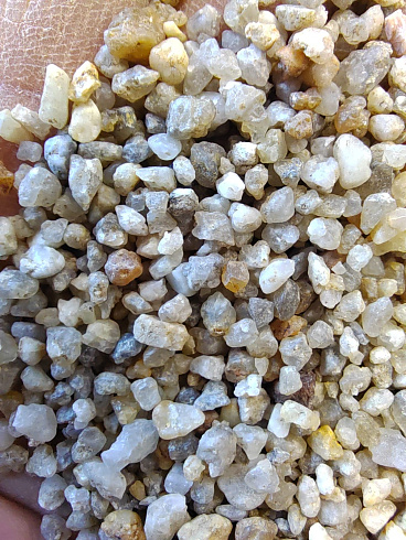 Кварцевый песок сухой фракцинированный фр. 1,6-4 мм.  купить в Улан-Уде фото Камень Клуб