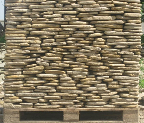 Kamenclub.ru: Песчаник пластушка галтованный желтый с рисунком (3 см)  купить в Улан-Уде плитняк - пластушка желтый песчаник 21000 руб/м3   фото КАМЕНЬ КЛУБ