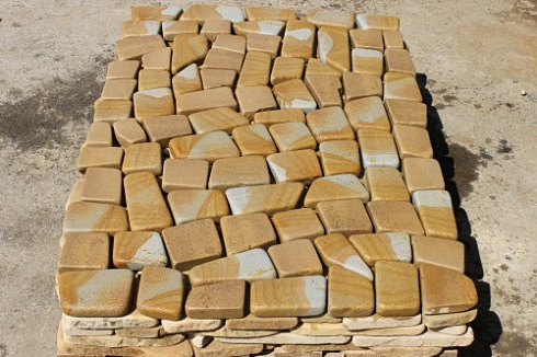 Kamenclub.ru: Песчаник брусчатка (Готика) art PSG-L-01  купить в Улан-Уде    2300 руб/кв.м   фото КАМЕНЬ КЛУБ