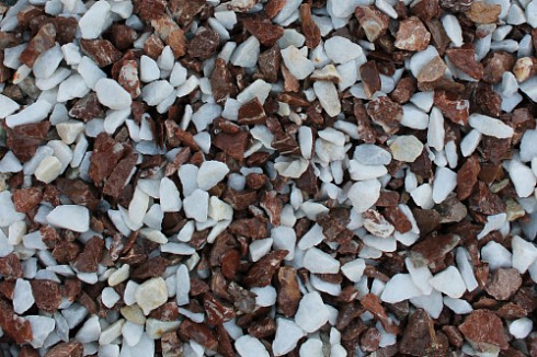 Kamenclub.ru: Мраморная крошка (щебень крошка микс: белый-зеленый-розовый) фр. 3-5 мм.  купить в Улан-Уде мрамор белый, зеленый, розовый мраморная декоративная крошка каменная 12000 руб/т   фото КАМЕНЬ КЛУБ