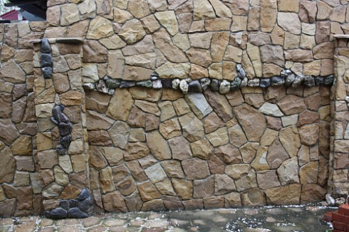 Kamenclub.ru: Песчаник колотый для облицовки (фр. 2-3 см)  купить в Улан-Уде песчаник бежевый серый рыжий песчаник строительный 5000 руб/т   фото КАМЕНЬ КЛУБ