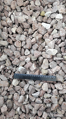 Kamenclub.ru: Мраморная крошка (щебень галтованный розовый) фр.20-40 мм.  купить в Улан-Уде мрамор розовый, красный оголтованный округлый щебень  15000 руб/т   фото КАМЕНЬ КЛУБ