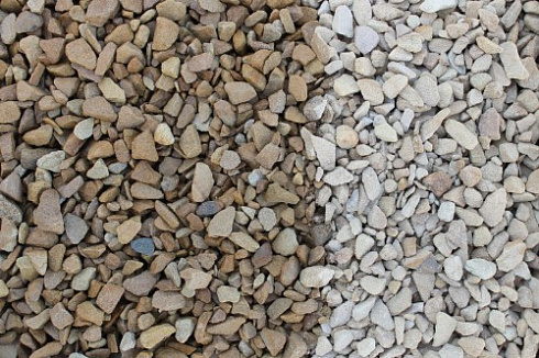 Kamenclub.ru: Щебень крошка желтый (песчаник) фр. 10-20 мм.  купить в Улан-Уде песчаник бежевый, серый, рыжий декоративный ландшафтный щебень колотый 9500 руб/т   фото КАМЕНЬ КЛУБ