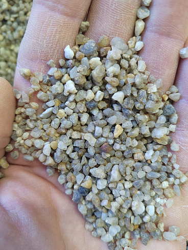 Кварцевый песок сухой фракцинированный фр. 1,6-4 мм.  купить в Улан-Уде фото Камень Клуб