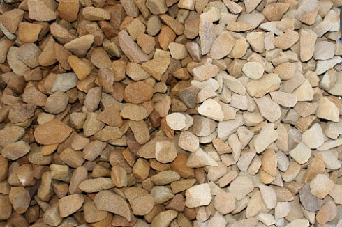 Kamenclub.ru: Щебень крошка желтый (песчаник) фр. 20-40 мм.  купить в Улан-Уде песчаник бежевый рыжий каменная крошка песчаника 9500 руб/т   фото КАМЕНЬ КЛУБ