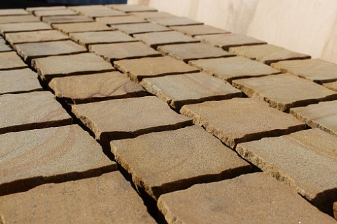 Kamenclub.ru: Песчаник брусчатка (Прага) art PSG-10-07  купить в Улан-Уде    2600 руб/кв.м   фото КАМЕНЬ КЛУБ