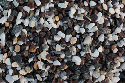 Kamenclub.ru: Мраморная крошка (щебень крошка микс : белый-черный-розовый) фр. 5-10 мм.  купить в Улан-Уде мрамор белый, черный, розовый, разноцветный микс декоративная мраморная каменная крошка 12000 руб/т   фото КАМЕНЬ КЛУБ