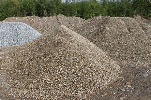 Kamenclub.ru: Галька окат (серо-желтая) фр.10-20 мм. купить  в Улан-Уде галька серо-желтая, рыжая, серый речная окатанная округлая галька 5000 руб/т   фото КАМЕНЬ КЛУБ