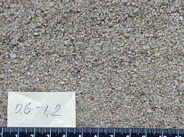 Кварцевый песок для площадок фр. 0,6-1,2 мм.  купить в Улан-Уде фото Камень Клуб